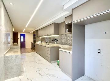 Casa · 110m² · 5 Quartos · 8 Vagas · Casa Espaçosa no Boqueirão - Térrea e Averbada!