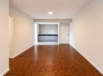 Apartamento · 104m² · 3 Quartos · 1 Vaga · Apartamento com 3 dormitórios(1suite) no Centro, Florianópolis.