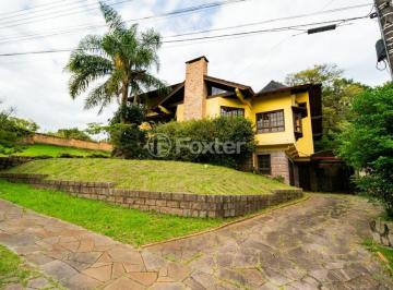 1002254_02fachada-casa_001.jpg · Casa em Condomínio, 5 dormitórios, 375 m², em Centro