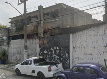 Comercial · 300m² · 2 Vagas · Galpão na Rua Tomás Teixeira, N. 331 • 300 m²