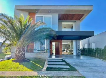 Casa de 4 quartos, Curitiba · Casa em Atuba - Curitiba - PR em condomínio fechado de alto padrão com 4 quartos