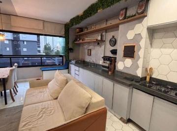 Apartamento · 72m² · 2 Quartos · 3 Vagas · Apartamento com 2 dormitórios, suíte, varanda gourmet e depósito privativo no The Bricks