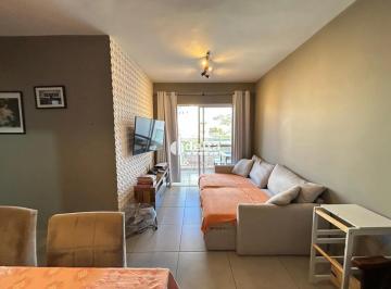 Apartamento · 76m² · 3 Quartos · 1 Vaga · Apartamento com 3 quartos sendo 1 suíte disponível para venda no bairro Alto Umuarama em Uberlândia-