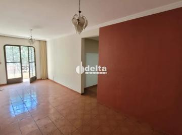 Apartamento · 101m² · 3 Quartos · 1 Vaga · Apartamento 3 quartos sendo 1 suíte disponível para venda no bairro Tabajaras em Uberlândia-MG