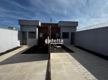 Casa · 150m² · 2 Quartos · 2 Vagas · Casa residencial com 2 suítes disponível para venda no bairro Gávea em Uberlândia-MG