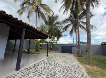 Casa · 600m² · 4 Quartos · 4 Vagas · Casa de Alto Padrão com Amplo Terreno e Área de Lazer Completa no Bairro Maravilha