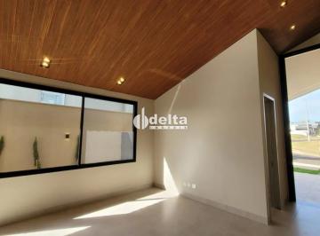 Casa · 398m² · 3 Quartos · 3 Vagas · Casa em condomínio com 3 quartos sendo 2 suítes disponível para venda no bairro Gávea em Uberlândia-