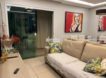 Apartamento · 96m² · 3 Quartos · 2 Vagas · Apartamento com 3 quartos sendo 1 suíte disponível para venda no bairro Santa Mônica em Uberlândia-M