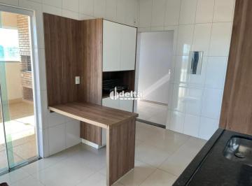Apartamento · 188m² · 4 Quartos · 2 Vagas · Apartamento com 4 quartos, sendo 2 suítes, disponível para venda no bairro Granada, em Uberlândia-MG