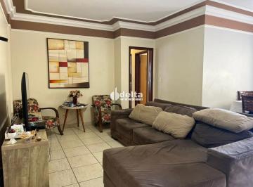 Apartamento · 96m² · 3 Quartos · 2 Vagas · Apartamento com 3 quartos sendo 1 suíte disponível para venda no bairro Santa Mônica em Uberlândia-M