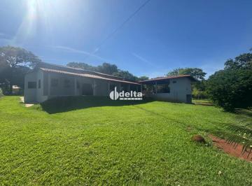 Casa · 5118m² · 5 Quartos · 6 Vagas · Casa disponível para venda em condomínio no bairro Morada do Sol, em Uberlândia-MG.