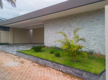 Casa de 3 quartos, Águas Claras · CASA TERREA - CONDOMINIO FECHADO - ARNIQUEIRA