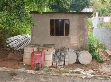 Casa de 1 quarto, Rio de Janeiro · Saia do Aluguel|Campo Grande|Casa, quarto, sala, banheiro e cozinha, aceito carro e moto.