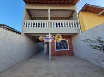 Casa de 3 quartos, Mongaguá · Sobrado com Piscina à Venda em Mongaguá-SP! Venha conferir!