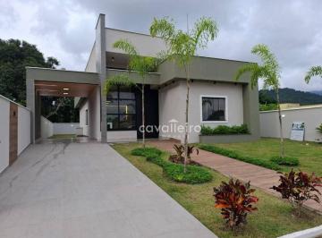 3a01b05ac170d6a3de72a49e3636f6e2c9f95413 · Casa maravilhosa com piscina e área gourmet no Condomínio Privillege Golf