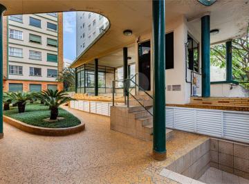 Apartamento de 3 quartos, São Paulo · Bela Vista. 3 quartos. 2 vagas de garagem