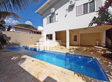 Casa · 241m² · 4 Quartos · 6 Vagas · Casa para venda na Chácara da Barra