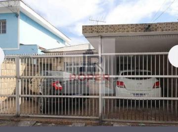 Casa · 246m² · 6 Quartos · 2 Vagas · Oportunidade!!! 3 Casas com Terreno de 8 x 30 m² à Venda no Jd Vila Formosa