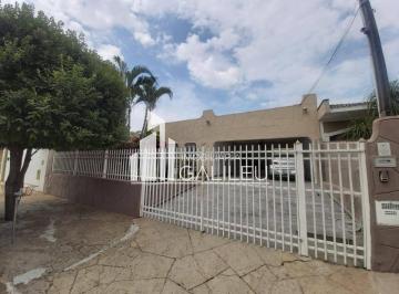 Casa · 226m² · 4 Quartos · 4 Vagas · Casa no Jardim Bela Vista