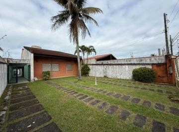 Casa de 3 quartos, Itanhaém · Casa para Venda, Itanhaém / SP. Possui 03 dormitórios, edicula e espaço para piscina