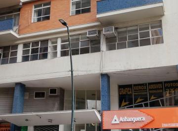 Apartamento de 2 quartos, Porto Alegre · Apartamento com 75 m² e 2 quartos à venda no Centro Histórico