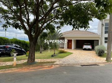 Casa · 244m² · 3 Quartos · 5 Vagas · Casa à venda no Condomínio Flor da Serra em Valinhos/SP