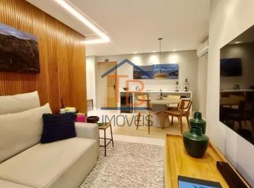 Apartamento de 2 quartos, Rio de Janeiro · Apartamento acolhedor com suíte, ambientes iluminados e infraestrutura de lazer