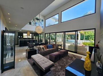 Casa Venda de 3 quartos · Casa de Condomínio, à venda, em Jundiaí - Portal do Paraíso II - AU: 371,00m² - 3 suítes, 4 vagas