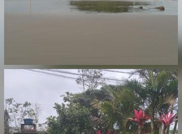 Casa de 1 quarto, Itanhaém · Casa na praia + terreno na parte da frente e nos fundos da casa livre para const
