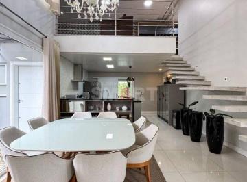 Casa · 250m² · 3 Quartos · 3 Vagas · Casa com Piscina no Czerniewicz com 1 Suite e 2 Quartos