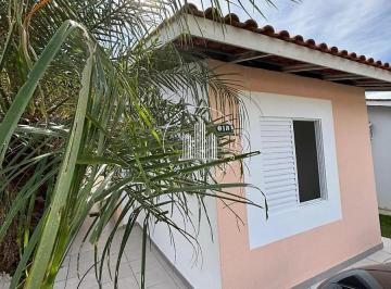 Casa · 63m² · 2 Quartos · 2 Vagas · Casa 2 Quartos com Piscina - Bela Vista