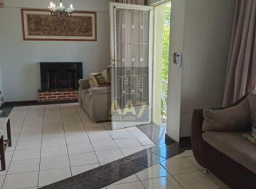 Casa · 200m² · 4 Quartos · 3 Vagas · sobrado jardim Bonfiglioli