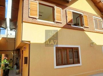 Casa · 200m² · 3 Quartos · 3 Vagas · casa em condomínio fechado