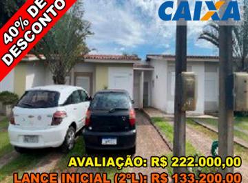 Casa de 2 quartos, Alvorada · Casa com 150,22m² de área de terreno e 46,72m² de área privada - Alvorada/RS