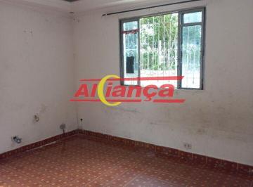 Casa · 147m² · 3 Quartos · 2 Vagas · Casa com 3 dormitórios,  68m², com 3 quartos à Locação, Jardim Moreira, Guarulhos - SP, R$ 3.500,00