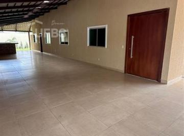 Casa · 313m² · 4 Quartos · 10 Vagas · Casa térrea com 4 quartos Bairro Cardoso aparecida de Goiânia