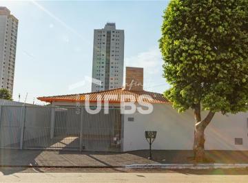 Casa · 156m² · 3 Quartos · 4 Vagas · 0 - Casa 3 quartos, sendo 1 suíte