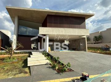 Casa · 449m² · 5 Quartos · 6 Vagas · Jardins Italia - Casa de Condomínio 5 quartos, sendo 5 suítes