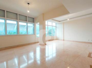 Apartamento · 135m² · 3 Quartos · 1 Vaga · Lagoa - Próximo ao Clube Caiçaras - 135 m² - 3 Quartos com Dependência