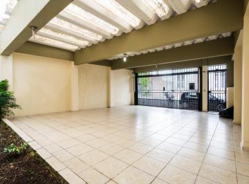042f5145-6dcd-4508-89db-866f68fc79fc · Agradável sobrado para venda em Vila Santo Antônio com 6 quartos, sendo 1 suíte, 236m²