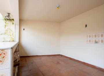 44192130-7bac-4623-baa3-e67ee9a9c36d · Aconchegante sobrado para venda em Vila Santo Antônio com 6 quartos, sendo 1 suíte, 236m²