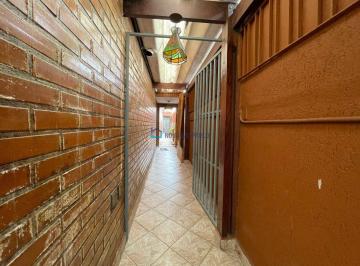 Casa · 182m² · 3 Quartos · 2 Vagas · Casa com 04 quartos na região da Vila Mariana.