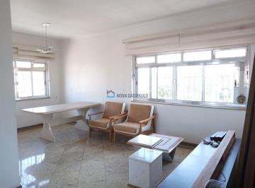Casa · 630m² · 10 Quartos · 10 Vagas · Casa com 04 casas e 630m² de área construída localizado na região do Jabaquara
