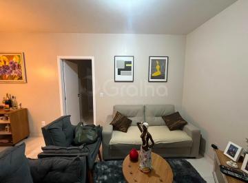 Apartamento · 72m² · 3 Quartos · 1 Vaga · Apartamento com 3 quartos, 1 suíte e 72m² privativos no Centro de Florianópolis