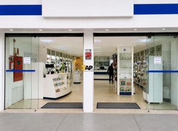 Comercial · 350m² · Excelente oportunidade de locação de ponto comercial de 350m² no Jardim Paulistano, São Paulo-SP!