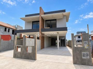 Casa · 180m² · 3 Quartos · 3 Dormitórios, Suíte Master e Lazer Privativo: Conheça Esta Casa!