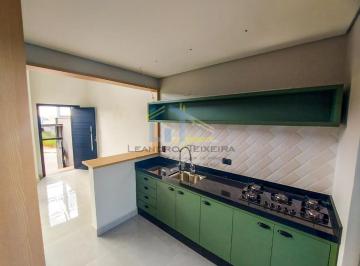 Casa · 140m² · 2 Quartos · 2 Vagas · Casa à Venda no Residencial Villa Verde em Bragança Paulista ? 3 Quartos com Suí