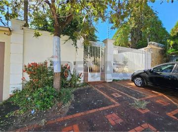 Casa · 189m² · 3 Quartos · 4 Vagas · Casa térrea com cunho comercial na Rua Alto boa Vista