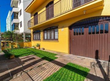 Casa · 280m² · 4 Quartos · 4 Vagas · Casa no Partenon com 4 dormitórios e 4 vagas DESOCUPADA