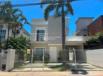 Casa · 180m² · 3 Quartos · 2 Vagas · Auxiliadora Predial aluga, Casa semi- mobiliada de 3 dormitorios sendo uma suíte, de alto padrão no 
